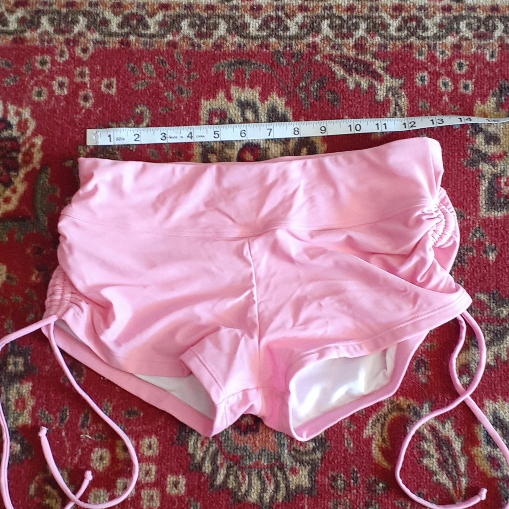Pink Baleaf swim bottoms yoga shorts Medium